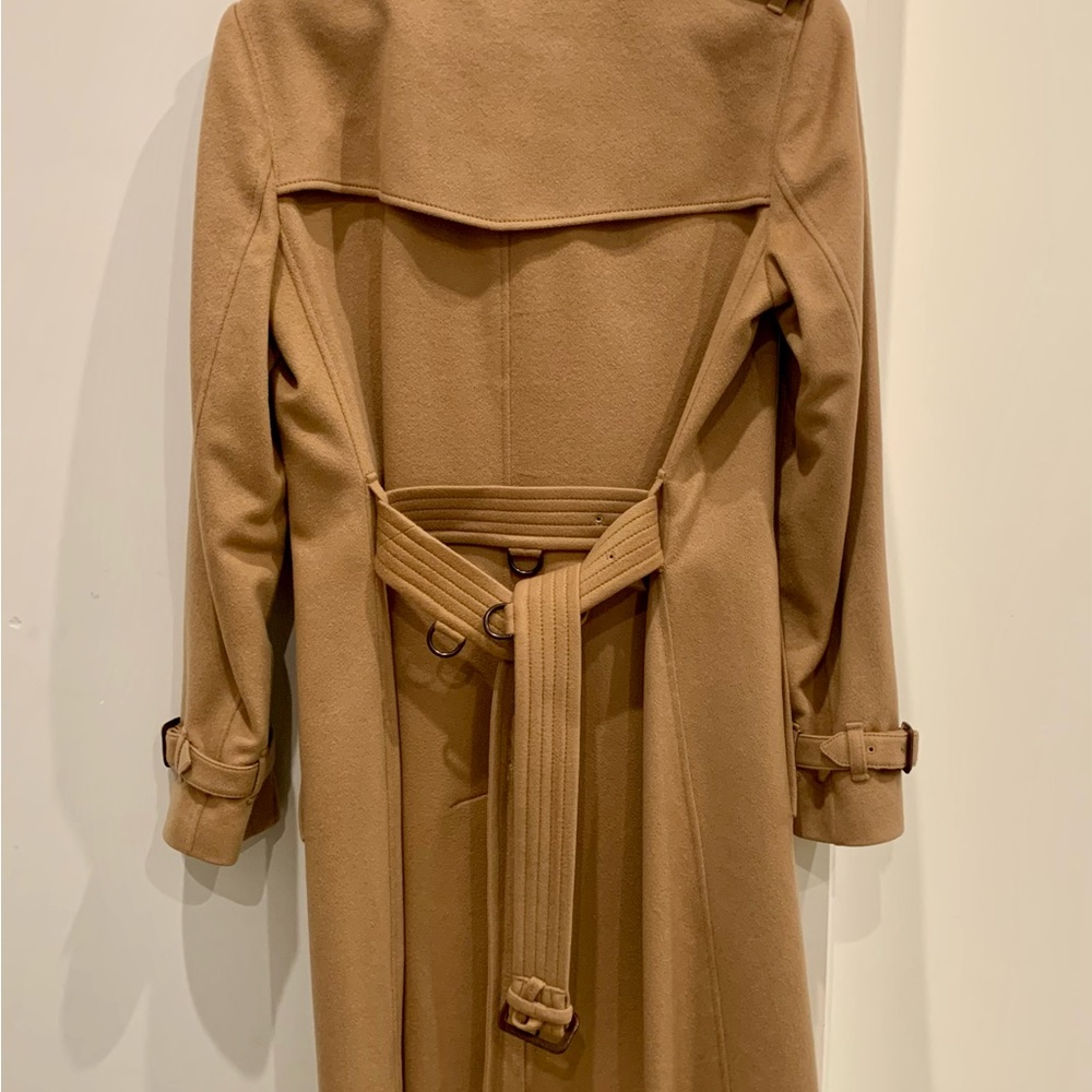 Cashmere Kensington trench. Pristine condition. Smoke and pet-free home. - Picture 4 of 6